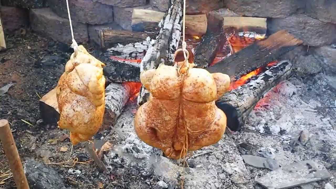 مرغ بریان بدون فر روی آتش مستقیم
